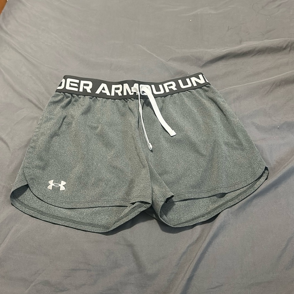 Grey under armor shorts